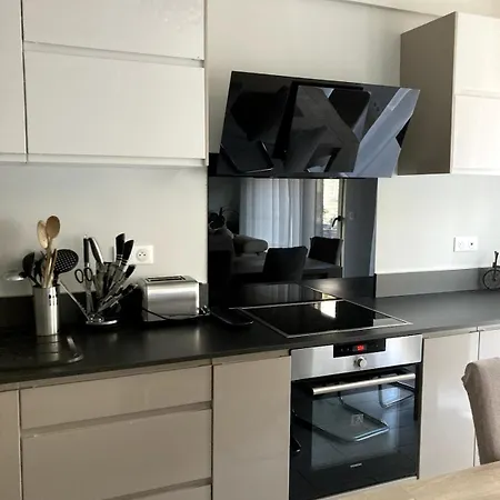Apartment Great In Nice