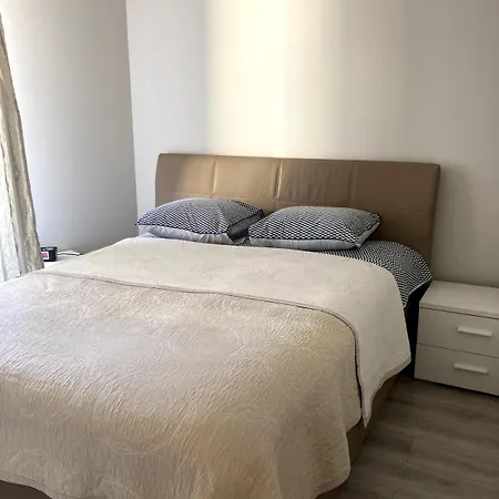Apartment Great In Nice